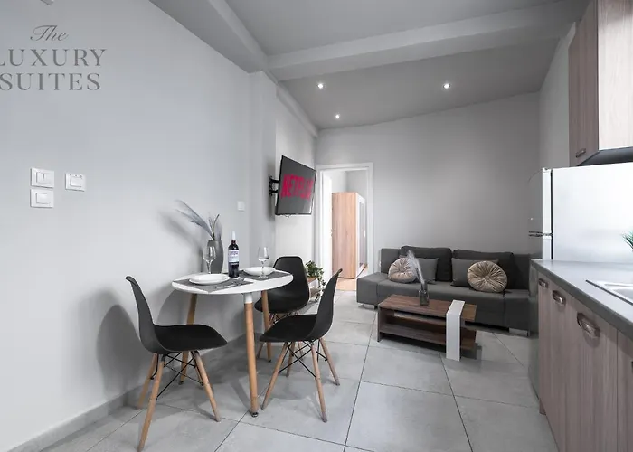 Upper Floor, The Luxury * Thessaloniki