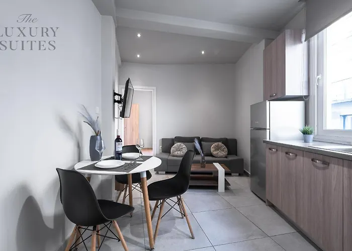 Upper Floor, The Luxury Apartment Thessaloniki