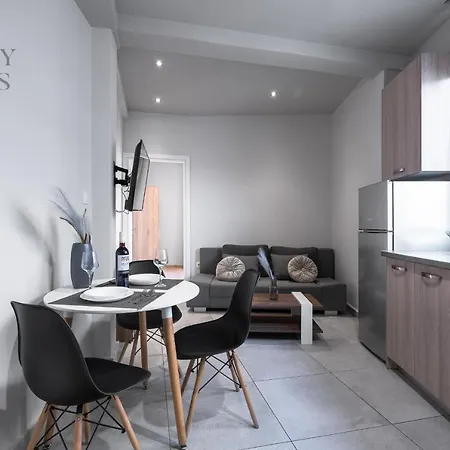 Upper Floor, The Luxury Apartment Thessaloniki