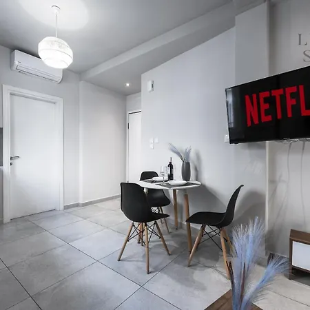 Upper Floor, The Luxury Apartment *